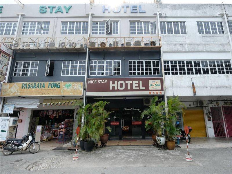 Oyo 1190 Nice Stay Hotel Raub Zewnętrze zdjęcie