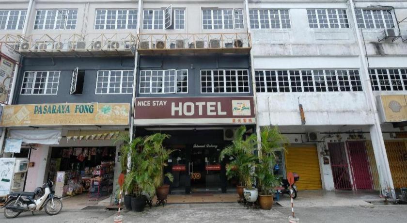 Oyo 1190 Nice Stay Hotel Raub Zewnętrze zdjęcie